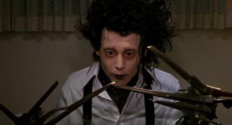 Edward Scissorhands eating peas