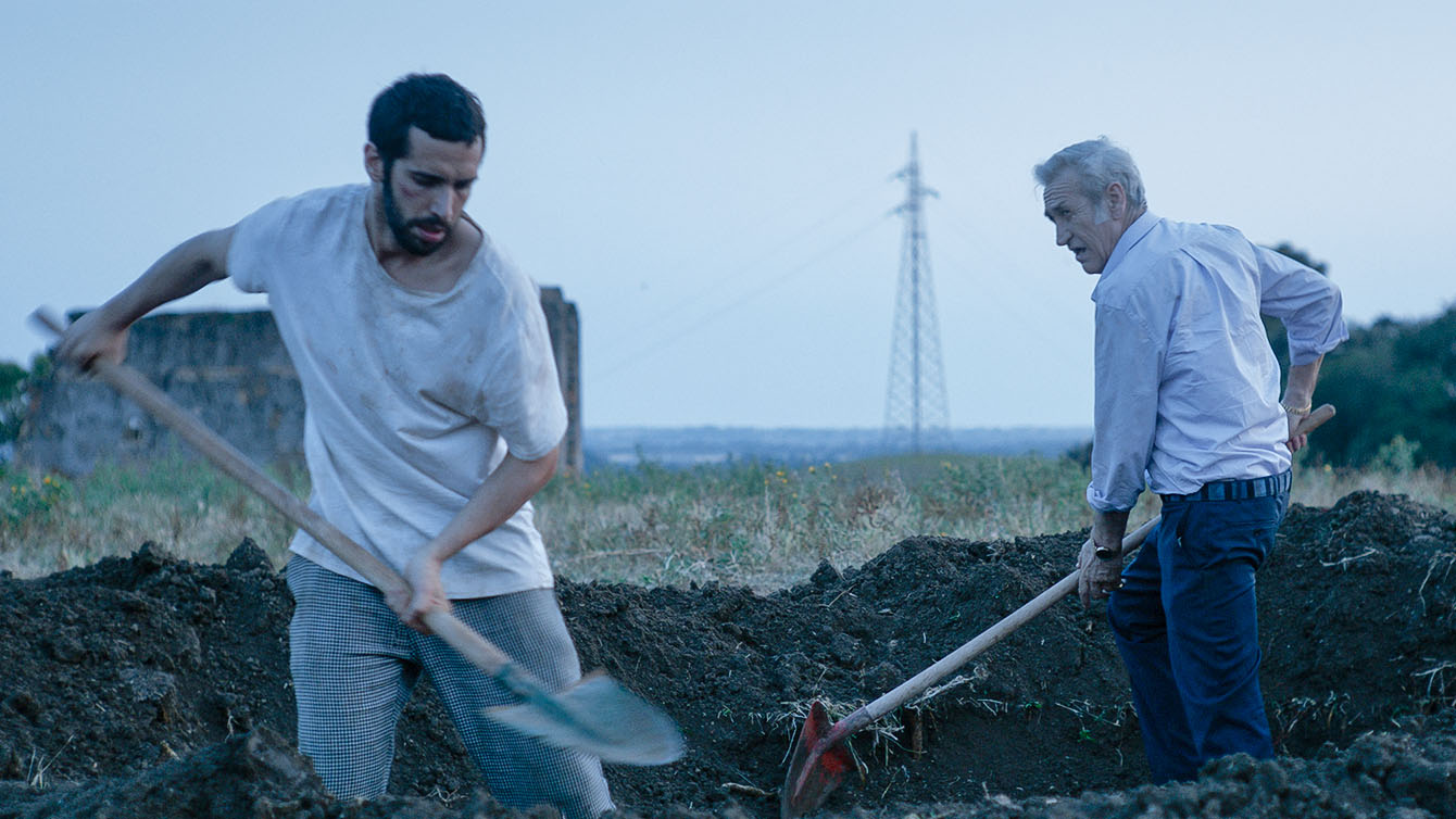 Fish Out of (Pasta) Water in Gabriele Mainetti’s ‘The Forbidden City ...
